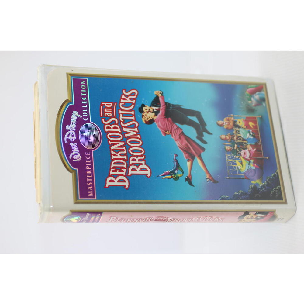 Walt Disney Masterpiece Collection Bedknobs and Broomsticks VHS Tape